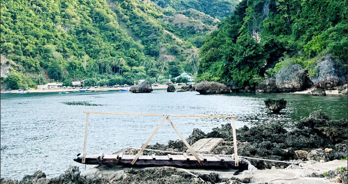 Batu Karang Oluhuta ‘Surga Tersembunyi’ Tawarkan Pesona Alam Memukau