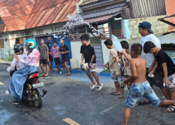 Di Gorontalo Konvoi Kelulusan Siswa SMA Disiram Air Kotor