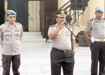 Waka Polres Pohuwato, Kompol Heny Mudji Rahayu,S.H.,M.H. saat memberikan penyampaian serta penekanan kepada personel, agar tidak terlibat Judol.