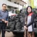 PT Pertamina Patra Niaga Sulawesi menyalurkan ratusan paket sembako pada peringatan Hari Buruh Internasional. (foto: dok-pertamina-reg sulawesi)