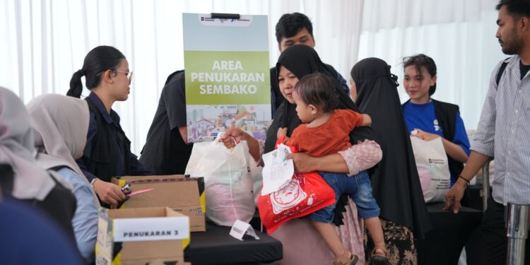 Program Pasar Murah di Makassar, Pertamina Patra Niaga Sulawesi Salurkan 1000 Paket Sembako