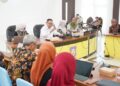 Rapat persiapan Pekan Nasional (PENAS) Petani Nelayan XVII Tahun 2026 di Aula Rumah Jabatan Gubernur, Jumat (5/6/2026). (Foto : Valen)