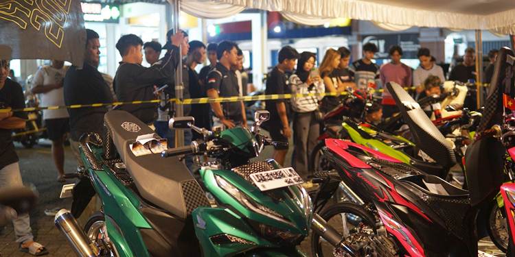 TORANG HONDA - Komunitas sepeda motor honda turut meramaikan Vario Street Nation 2026 yang digelar PT Daya Adicipta Wisesa, Sabtu (20/6). (foto; dok-daw)