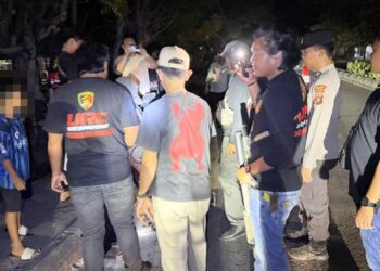 Ratusan botol minuman keras (Miras) berbagai merek berhasil disita oleh Tim Unit Reaksi Cepat (URC) Polres Pohuwato saat melaksanakan patroli pada Sabtu (6/6) malam.