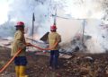 Rumah milik Refan Ramadhan di Kelurahan Hepuhulawa Kecamatan Limboto, hangus terbakar. Rabu (10/6)