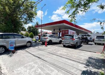 JANGAN PANIK - Pertamina Patra Niaga Regional Sulawesi Pastikan Stok BBM Aman dan Layanan Penyaluran Tetap Berjalan Normal. (foto: dok- pertamina)