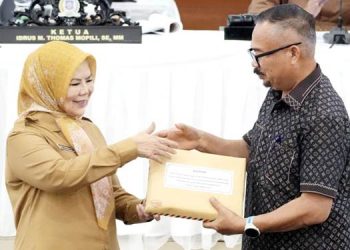 Wagub Idah Syahidah Sampaikan Rancangan KUA-PPAS Perubahan 2026 ke DPRD