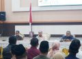 Wali Kota Gorontalo, Adhan Dambea, Wawali Indra Gobel, dan Sekda Ismail Madjid ketika memimpin Rakorev penyelenggaraan pemerintahan, pembangunan dan kemasyarakatan, Ahad (5/7/2026). (Foto: Prokopim)