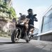Angin Kencang, Tetap Cari Aman!, Honda Tips Berkendara Motor agar Tetap Stabil di Jalan
