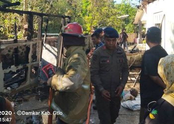 Dipicu Pembakaran Sampah, Rumah di Isimu Raya Ludes Terbakar