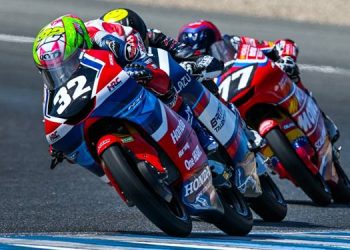 Pebalap binaan Astra Honda Motor, Kiandra Ramadhipa tampil kompetitif sepanjang balapan di Circuito de Jerez – Ángel Nieto, Spanyol (5/6). (foto: dok-ahm)