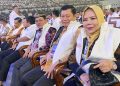 DUKUNG KOPERASI - Wakil Gubernur Gorontalo Idah Syahidah RH bersama para gubernur se Indonesia, saat mengikuti peringatan hari koperasi nasional, di Indonesia Arena, Jakarta, Ahad (12/7). (foto: dok-pemprov)