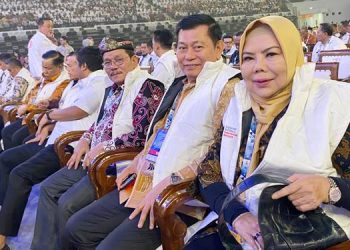 DUKUNG KOPERASI - Wakil Gubernur Gorontalo Idah Syahidah RH bersama para gubernur se Indonesia, saat mengikuti peringatan hari koperasi nasional, di Indonesia Arena, Jakarta, Ahad (12/7). (foto: dok-pemprov)
