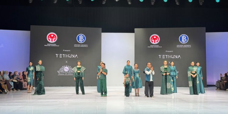 BI – Dekranasda Gorontalo Bawa Karawo Tampil Berkelas di Indonesia Fashion Week 2026  