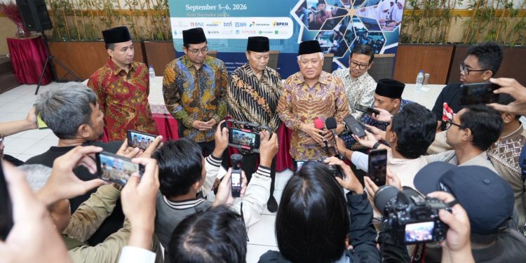 HNW–Din Syamsuddin Dorong Pesantren Jadi Rujukan Pendidikan Holistik