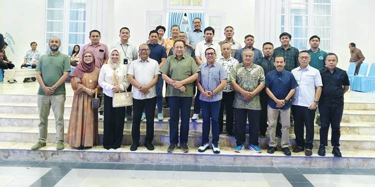 Gubernur – HISWANA Bahas Penanganan Antrean SPBU