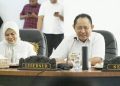 Diisukan Retak, Gusnar–Idah Tampil Bersama Pimpin Rapat