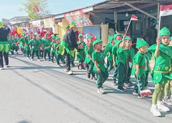 Karnaval Jalan Sehat, TK Negeri Pembina Telaga Berkostum Unik