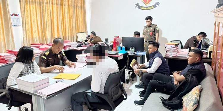 Eks Aleg Deprov Ditahan Kejaksaan, Dugaan Penipuan Penyelenggaraan Ibadah Haji Khusus