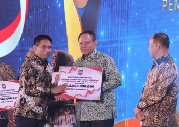 TOP! Gusnar Bawa Pulang Penghargaan Mendagri, Gorontalo Dapat Bonus Rp 2 M