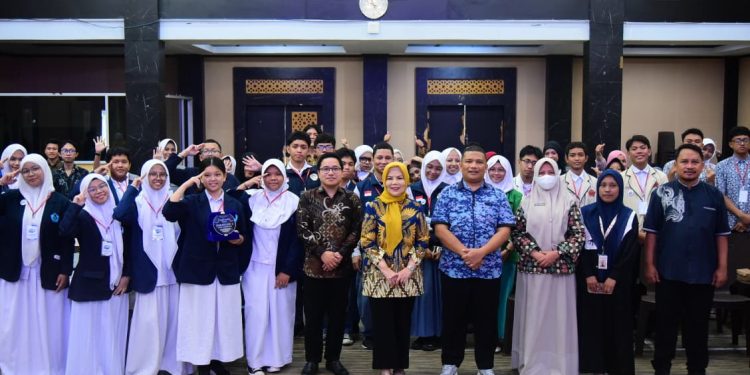 56 Tim Pelajar se Gorontalo Berebut Trofi Transbahasa Championship