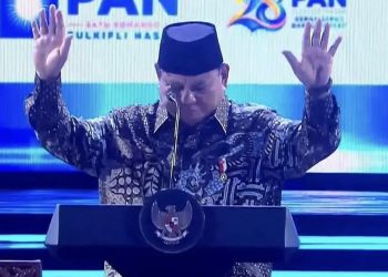 Sindir Pakar Pengkritik Pemerintah, Prabowo : Saking Pintarnya Jadi Goblok