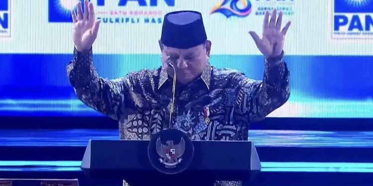 Sindir Pakar Pengkritik Pemerintah, Prabowo : Saking Pintarnya Jadi Goblok