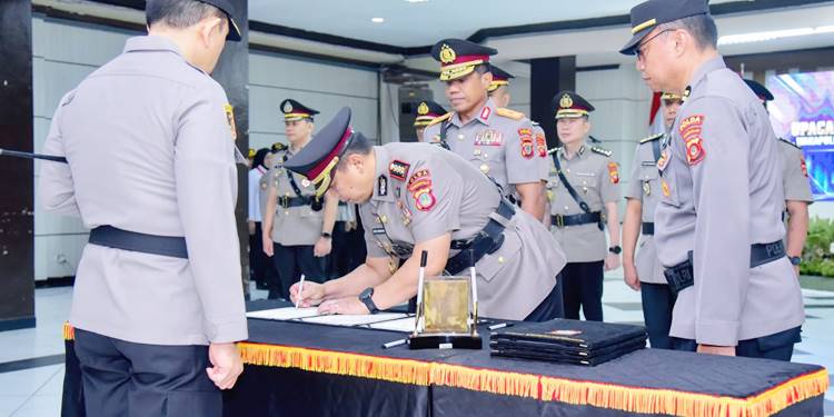 Empat PJU Baru Polda Diminta Berintegritas, Kapolda Tegaskan Harus Mampu Jalanlan Amanah