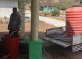 Sumur Warga Mengering, Polsek Boliyohuto Kirim Air Bersih