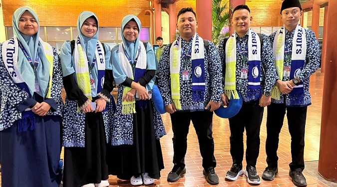 Adhan Berangkatkan Umrah Peraih Juara MTQ Provinsi Gorontalo dan PPIB 