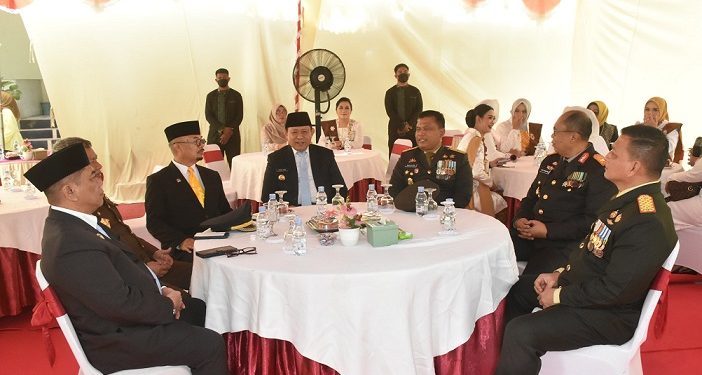 HUT TNI ke 81, Gubernur Gusnar Apresisasi Peran TNI, Tegaskan Komitmen Terus Bersinergi