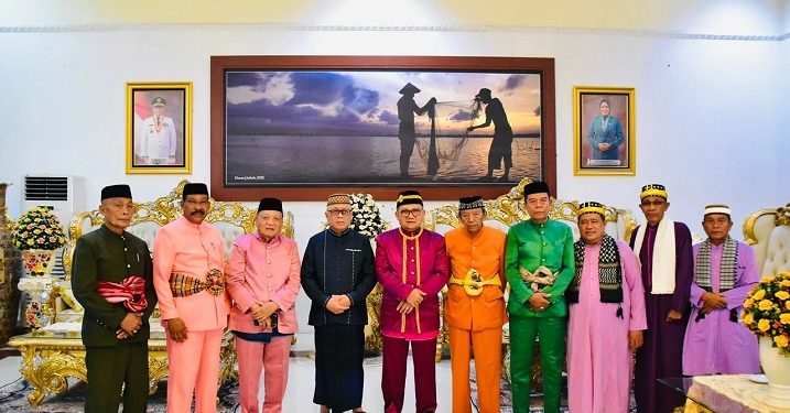 Bupati Sofyan Layak Dianugerahi Pulanga, Marten Taha: Awal Menjabat Justru Baik